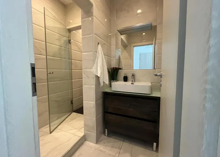 Modern Heaven Victoriei *