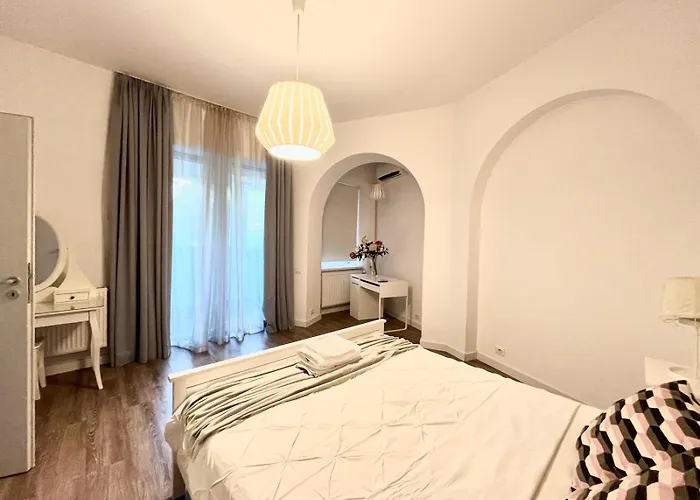 Modern Heaven Victoriei