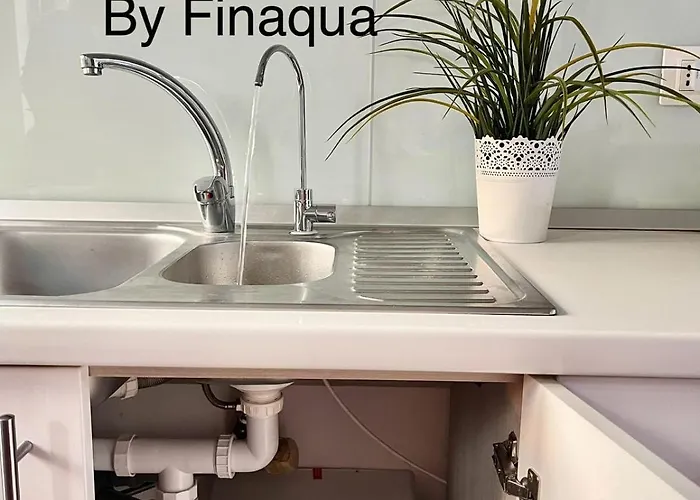 Modern Heaven Victoriei